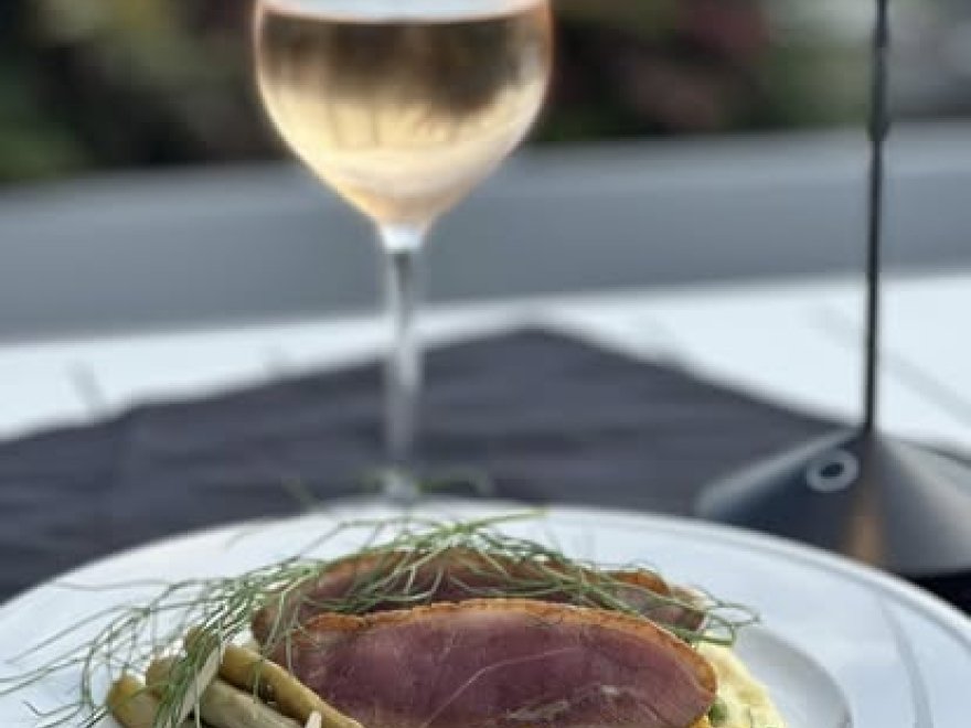 1945 Steak & Seafood