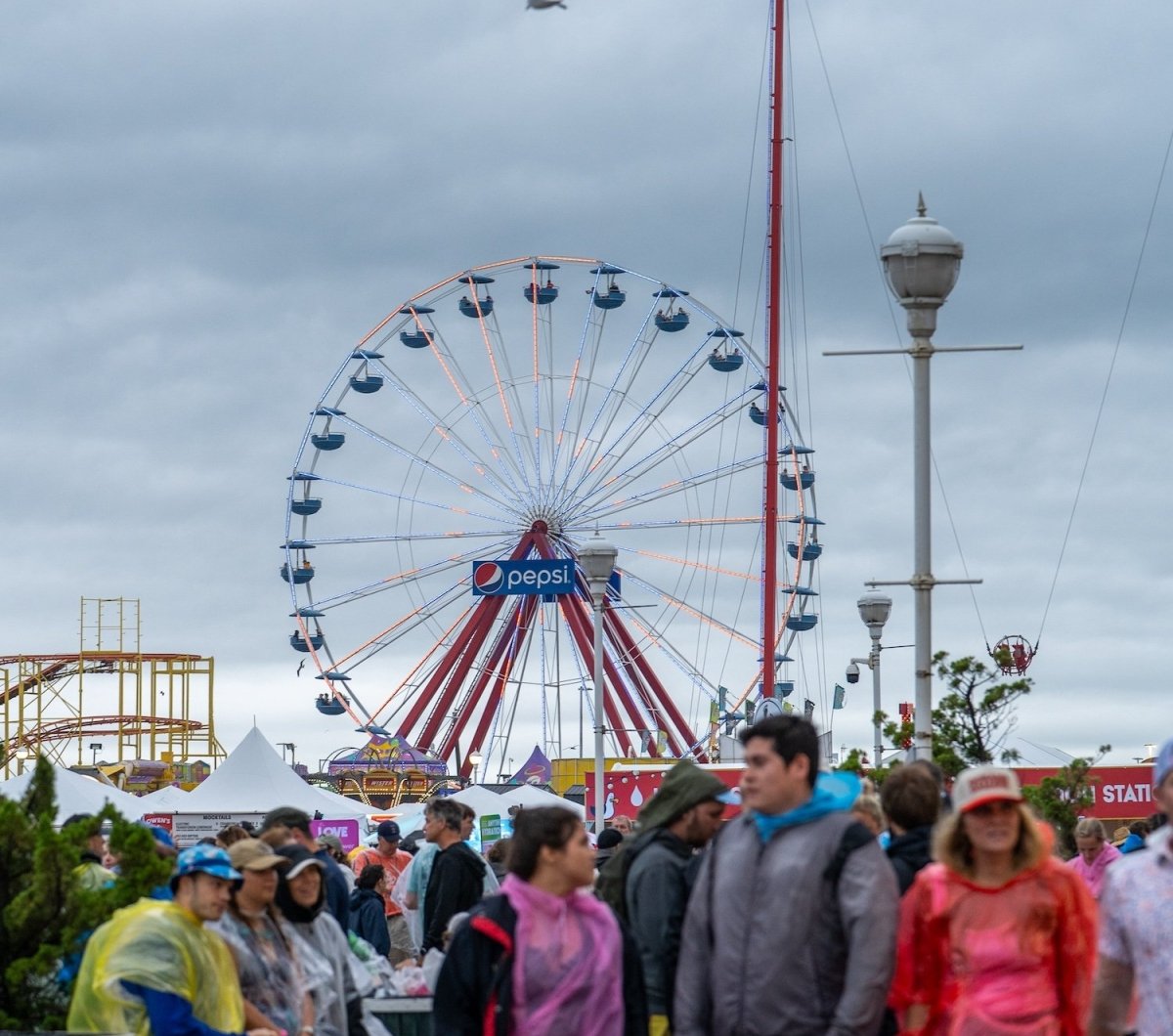 Giant Wheel at Oceans Calling Giant Wheel & Crowd at Oceans Calling